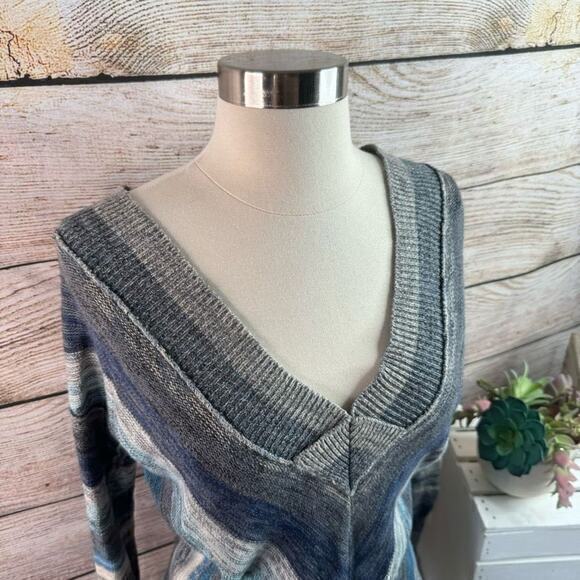 Free People Chevron Stripe Oversize Wool Off Shoulder Sweater Size Extra Small - Picture 3 of 7